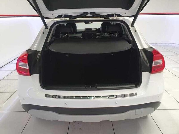Used Mercedes-Benz GLA 2018 for sale - 76136846: Photo 7