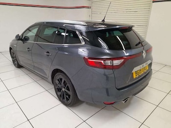 Used Renault Megane 2019 for sale - 79309971: Photo