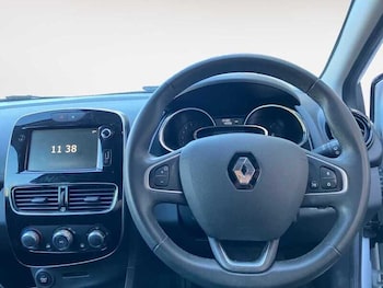 Used Renault Clio 2019 for sale - 78391309: Photo