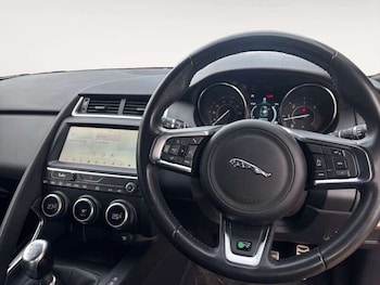 Used Jaguar E-Pace 2019 for sale - 77873590: Photo