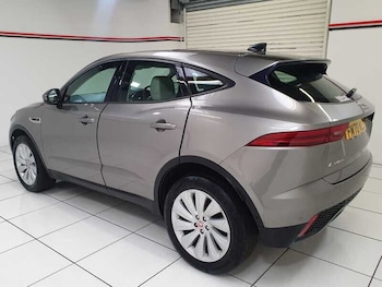 Used Jaguar E-Pace 2020 for sale - 79309270: Photo