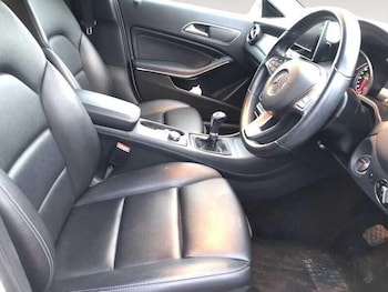 Used Mercedes-Benz GLA 2018 for sale - 76645473: Photo