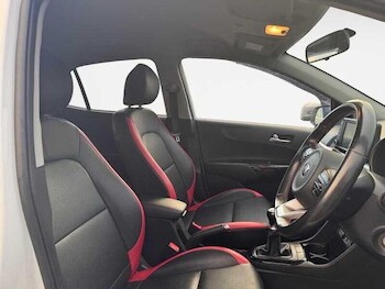 Used Kia Picanto 2018 for sale - 76472598: Photo