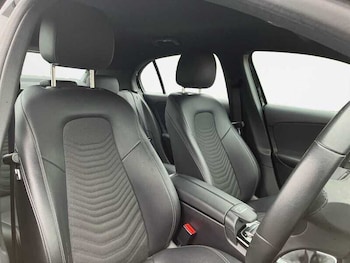 Used Mercedes-Benz A-Class 2019 for sale - 79343020: Photo