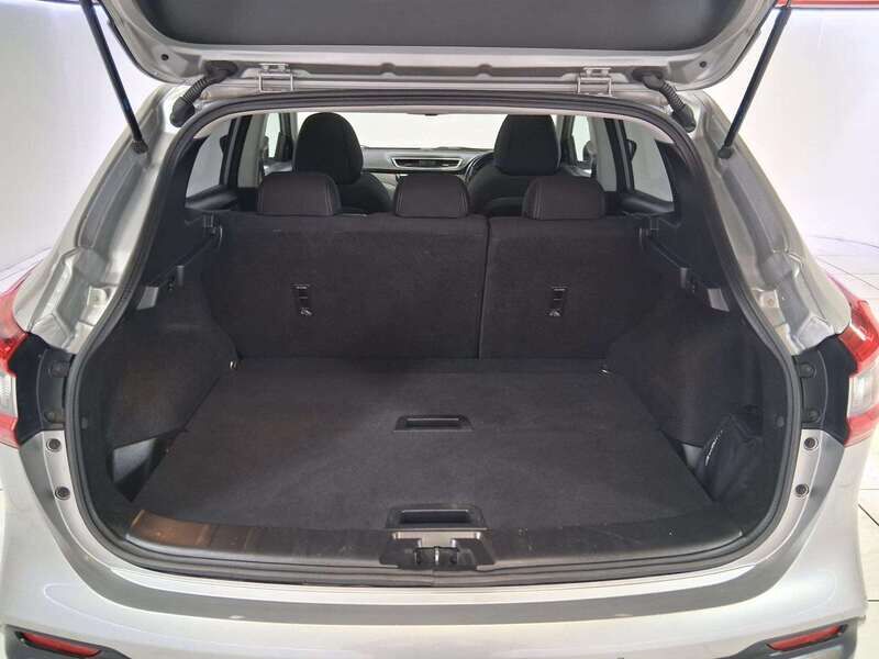 Used Nissan Qashqai 2018 for sale - 77045212: Photo 8