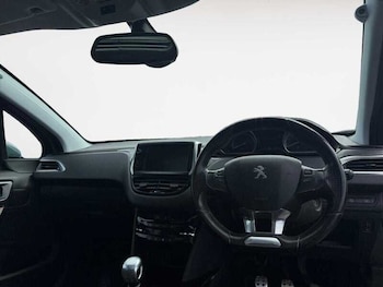 Used Peugeot 2008 undefined for sale - 78681841: Photo