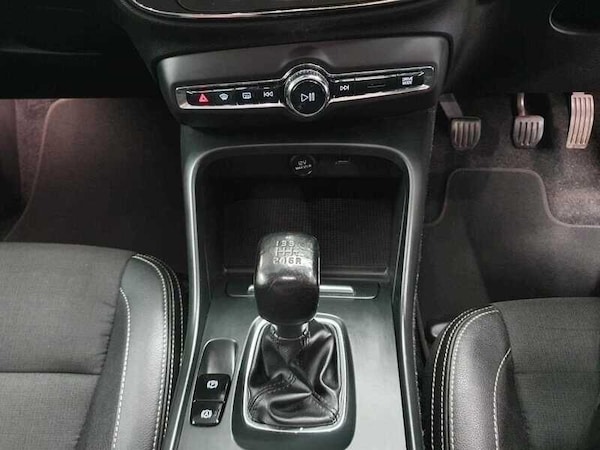 Used Volvo XC40 2018 for sale - 76137519: Photo 18