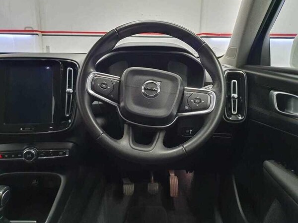 Used Volvo XC40 2018 for sale - 76137519: Photo 9