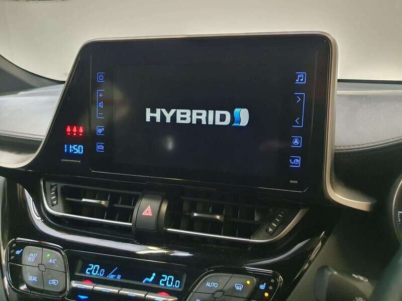 Used Toyota C-HR for sale - 77618310: Photo 16