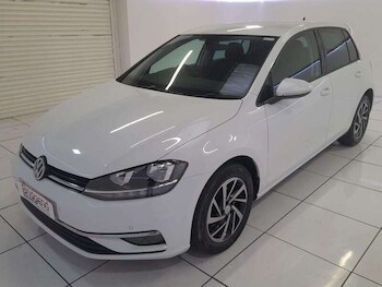 Used Volkswagen Golf 2019 for sale - 77814408: Photo