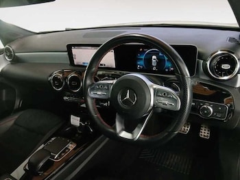 Used Mercedes-Benz A-Class 2018 for sale - 77432834: Photo