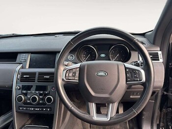 Used Land Rover Discovery Sport 2019 for sale - 77814481: Photo