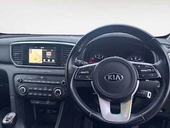 Used Kia Sportage 2018 for sale - 77223239: Photo