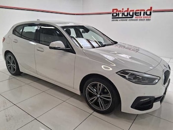 Used BMW 1 Series 2020 for sale - 79310101: Photo