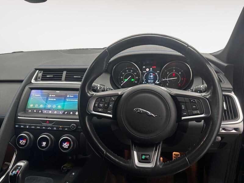 Used Jaguar E-Pace 2018 for sale - 76226803: Photo 3