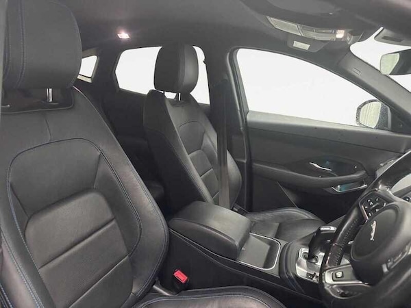 Used Jaguar E-Pace 2018 for sale - 76226803: Photo 4