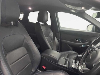 Used Jaguar E-Pace 2018 for sale - 76226803: Photo 4