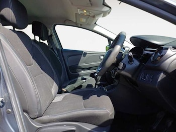 Used Renault Clio 2019 for sale - 78767071: Photo