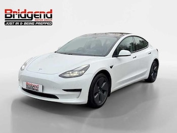 Tesla - Model 3
