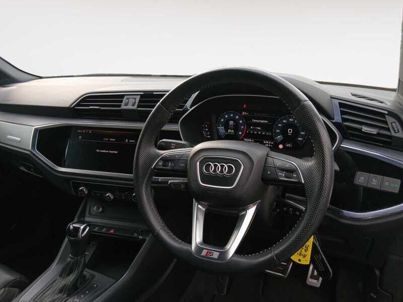 Used Audi Q3 2020 for sale - 77873589: Photo 4