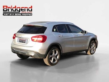 Used Mercedes-Benz GLA 2019 for sale - 76136350: Photo 3
