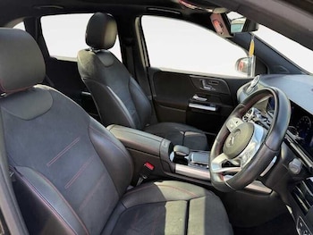 Used Mercedes-Benz B Class 2020 for sale - 79309400: Photo