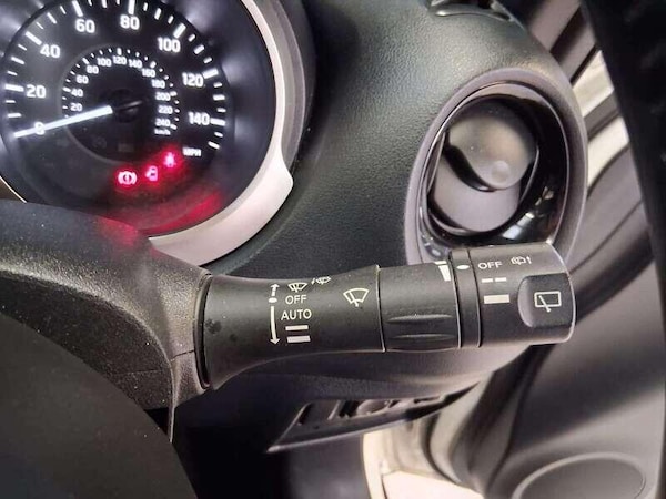 Used Nissan Juke 2018 for sale - 76137192: Photo 23