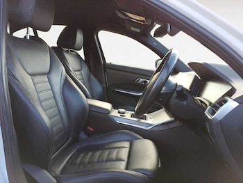 Used BMW 3 Series 2019 for sale - 77814441: Photo