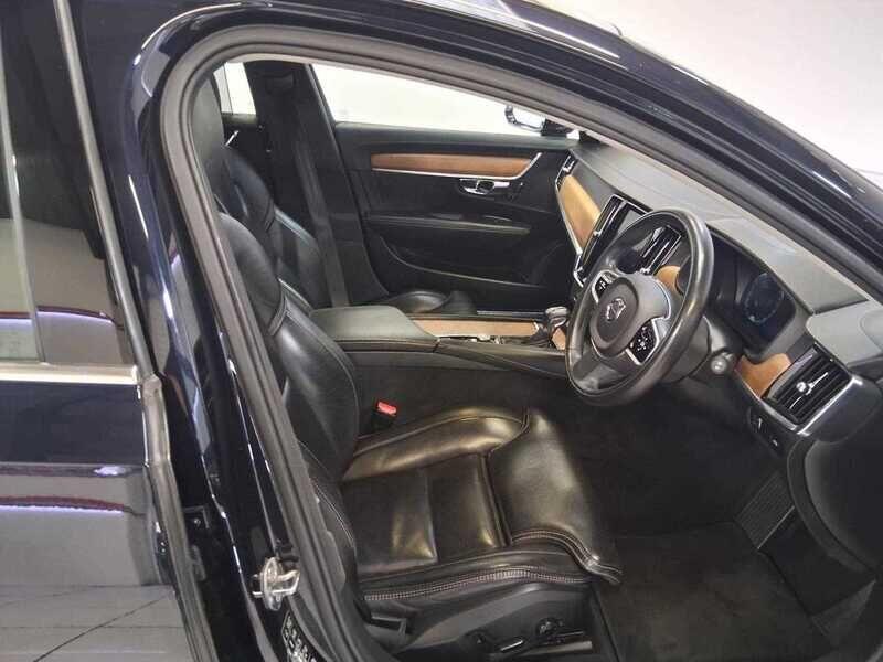 Used Volvo V90 2018 for sale - 76136880: Photo 11