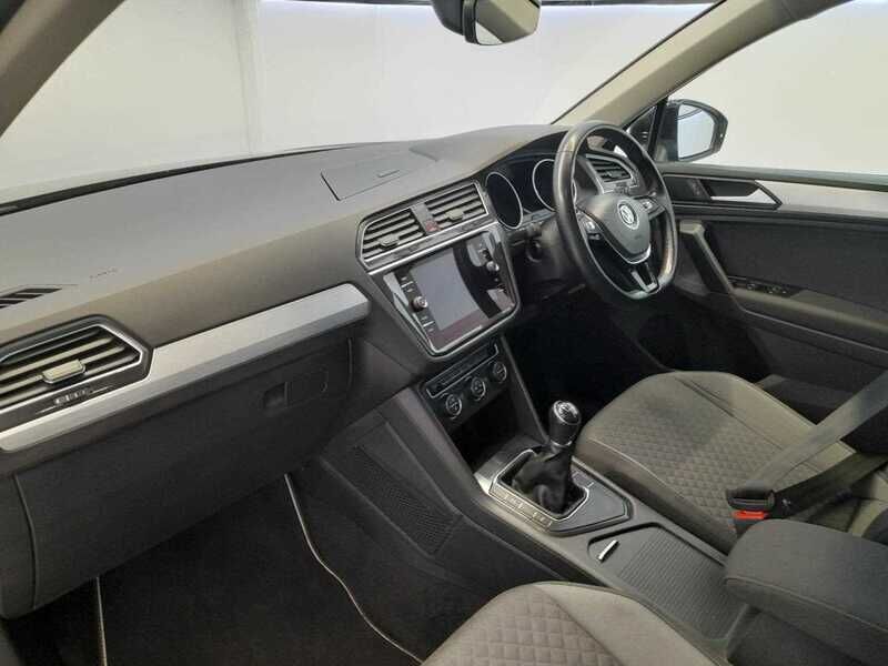 Used Volkswagen Tiguan 2018 for sale - 77045155: Photo 14