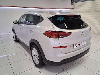 Used Hyundai TUCSON 2018 for sale - 76645232: Photo