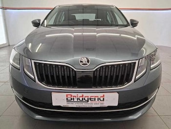 Used Skoda Octavia 2018 for sale - 75564054: Photo