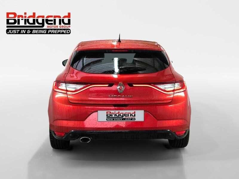 Used Renault Megane 2019 for sale - 76645676: Photo 1
