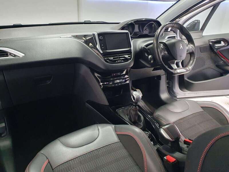 Used Peugeot 2008 2018 for sale - 77814659: Photo 25