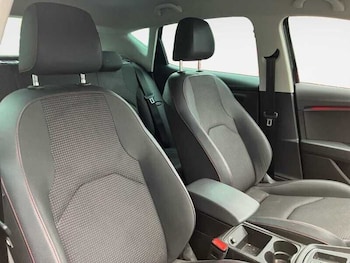 Used SEAT Leon 2019 for sale - 78454890: Photo