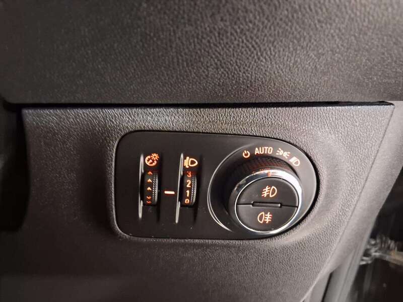 Used Vauxhall Corsa 2018 for sale - 77045340: Photo 20