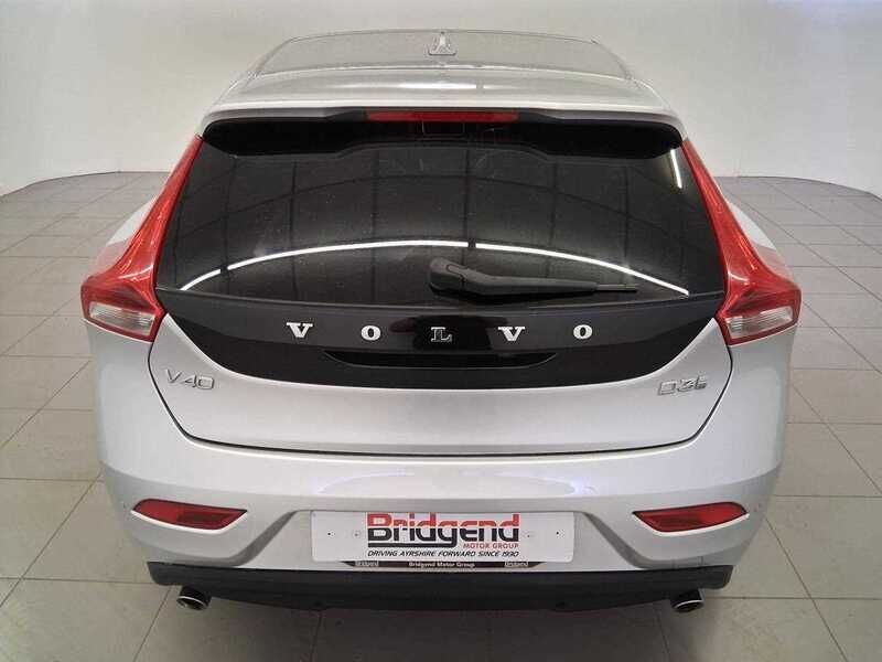 Used Volvo V40 2018 for sale - 77044929: Photo 5