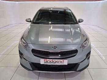 Used Kia XCeed 2020 for sale - 76227299: Photo 2