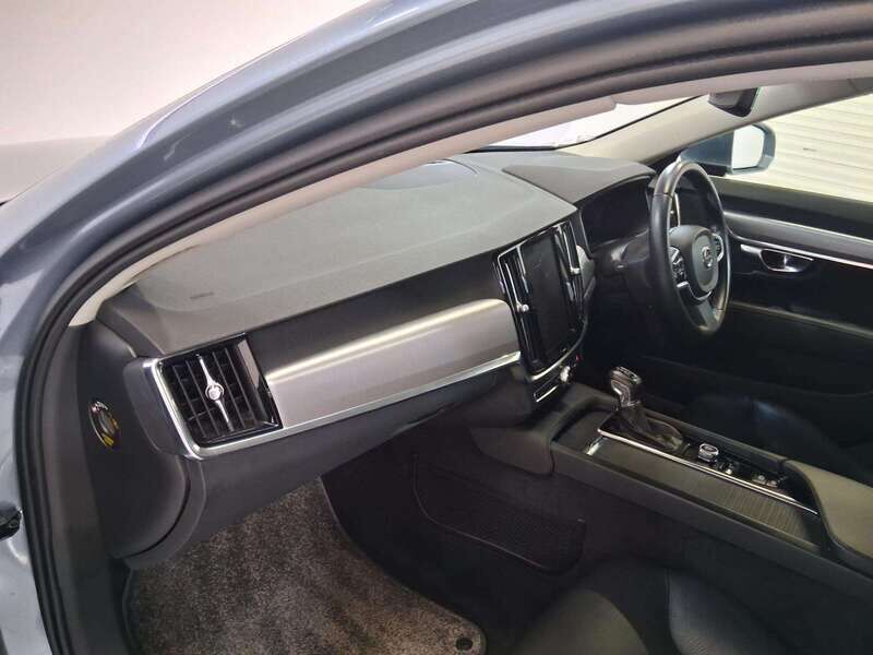 Used Volvo S90 2018 for sale - 77044817: Photo 13