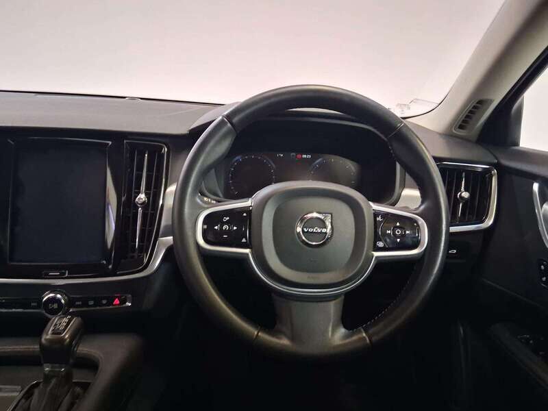 Used Volvo S90 2018 for sale - 77044817: Photo 9
