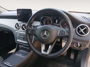 Used Mercedes-Benz GLA 2019 for sale - 79230799: Photo