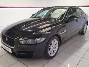 Used Jaguar XE 2018 for sale - 74739129: Photo