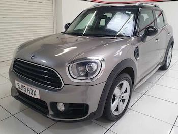 Used MINI Countryman 2019 for sale - 79309487: Photo