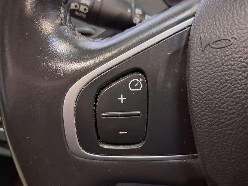 Used Renault Captur 2018 for sale - 76992284: Photo 20