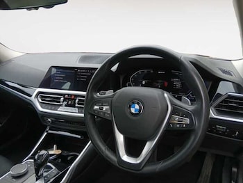 Used BMW 3 Series 2020 for sale - 77814685: Photo