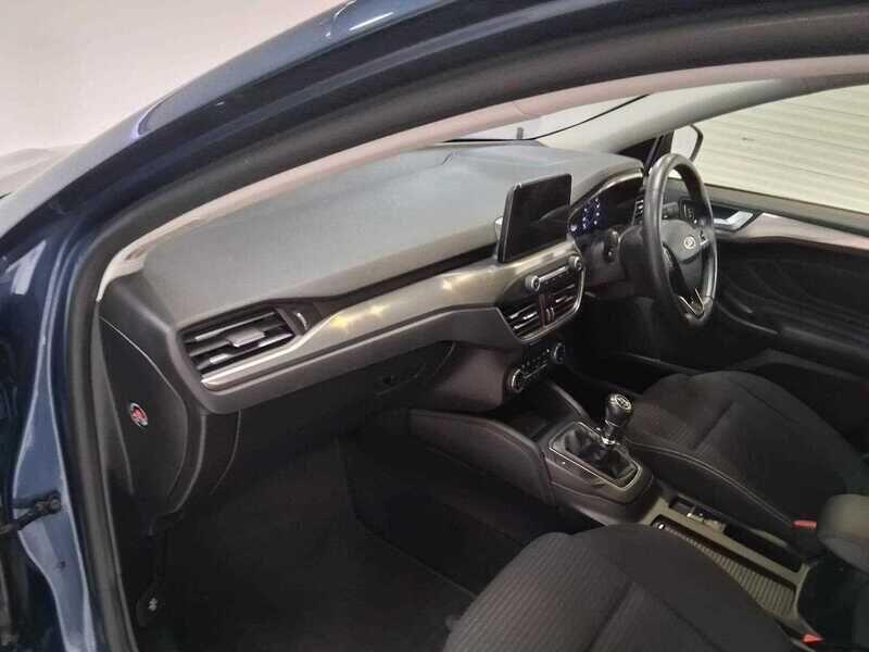 Used Ford Focus 2018 for sale - 76137128: Photo 13