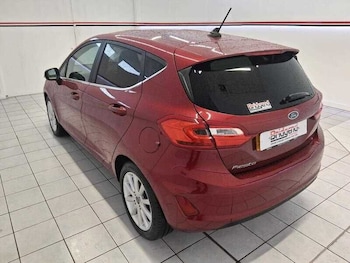 Used Ford Fiesta 2018 for sale - 77044930: Photo