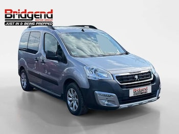 2018 - 1.2 PureTech 110 Outdoor 5dr