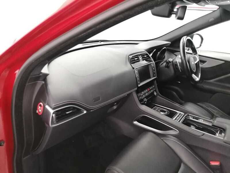 Used Jaguar F-Pace 2017 for sale - 77045326: Photo 14