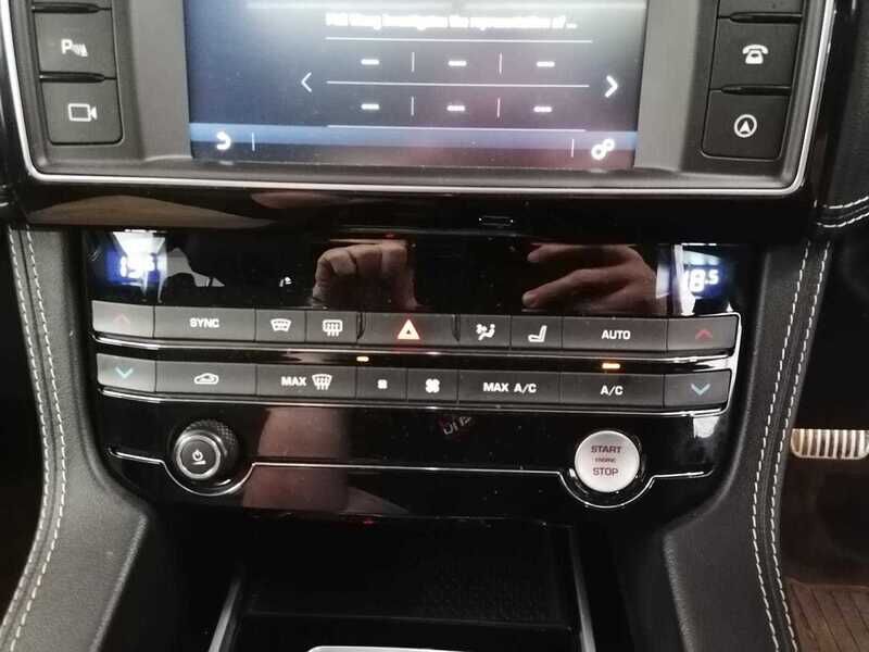 Used Jaguar F-Pace 2017 for sale - 77045326: Photo 22